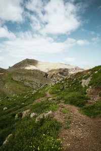 What makes a hiking trail difficulty?