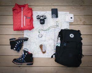 What is the best outfit to wear when hiking?